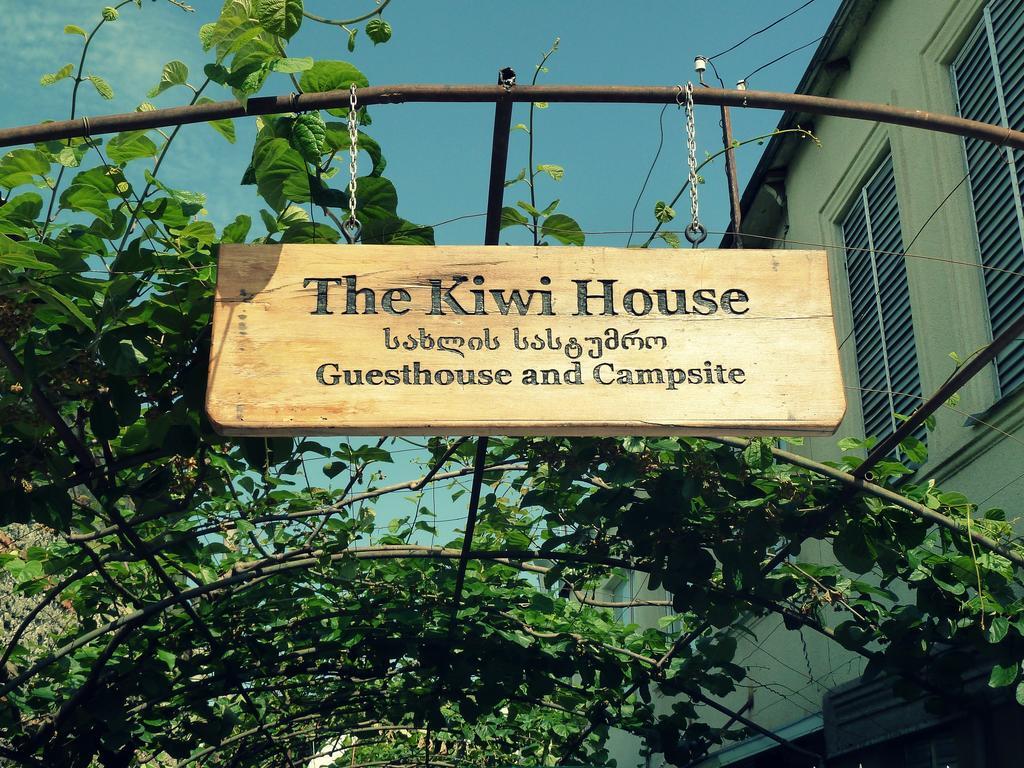 The Kiwi House Hotel Lagodekhi Buitenkant foto